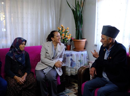 VALİ TÜLAY BAYDAR BİLGİHAN, BUCAK’TA GAZİLERİ ZİYARET ETTİ