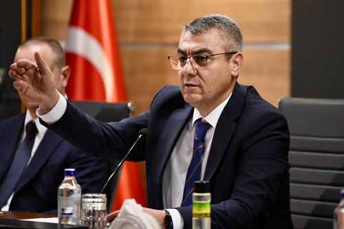 VALİMİZ SAYIN ATİLLA TOROS BAŞKANLIĞINDA, TARSUS TURİZMİNİN GELİŞTİRİLMESİNE YÖNELİK DEĞERLENDİRME TOPLANTISI GERÇEKLEŞTİRİLDİ