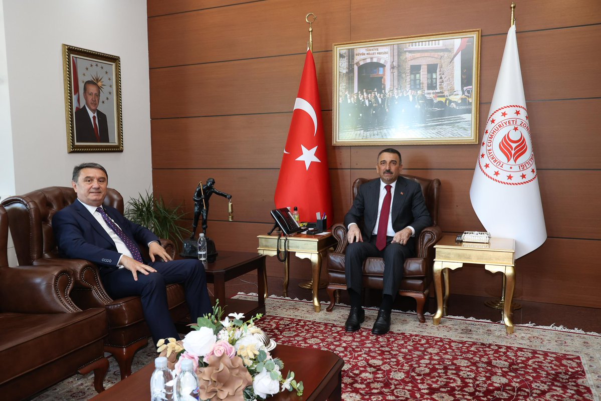 Zonguldak Belediye Başkanı Tahsin Erdem, Vali Osman Hacıbektaşoğlu’nu Ziyaret Etti