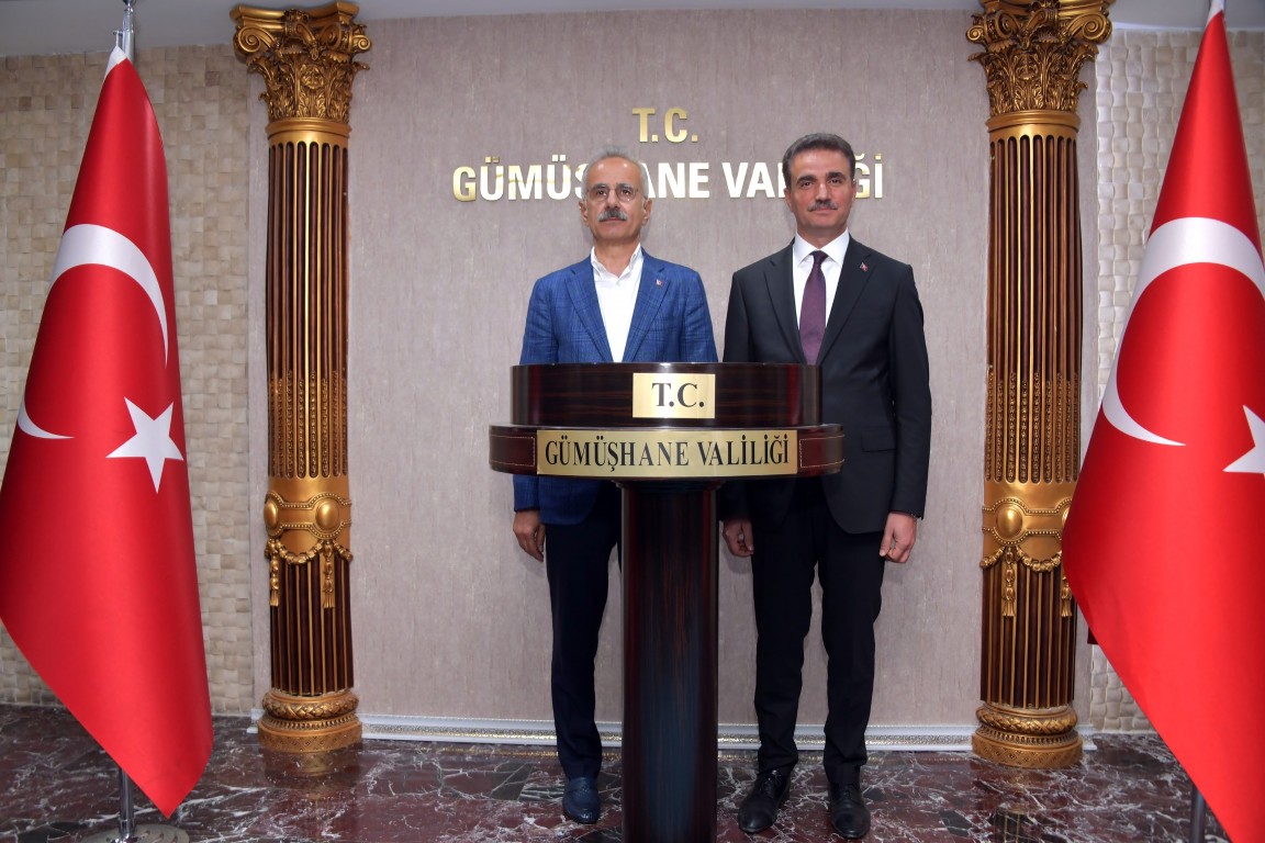 Ulaştırma ve Altyapı Bakanı Sayın Abdulkadir Uraloğlu Valimiz Sayın Aydın Baruş’u Ziyaret Etti