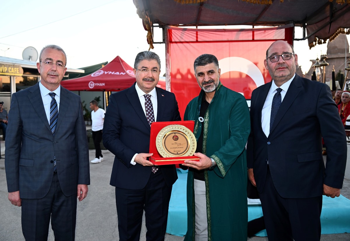 Ahilik Haftası, Cebelibereket Konteyner Çarşı’da Düzenlenen Programla Kutlandı