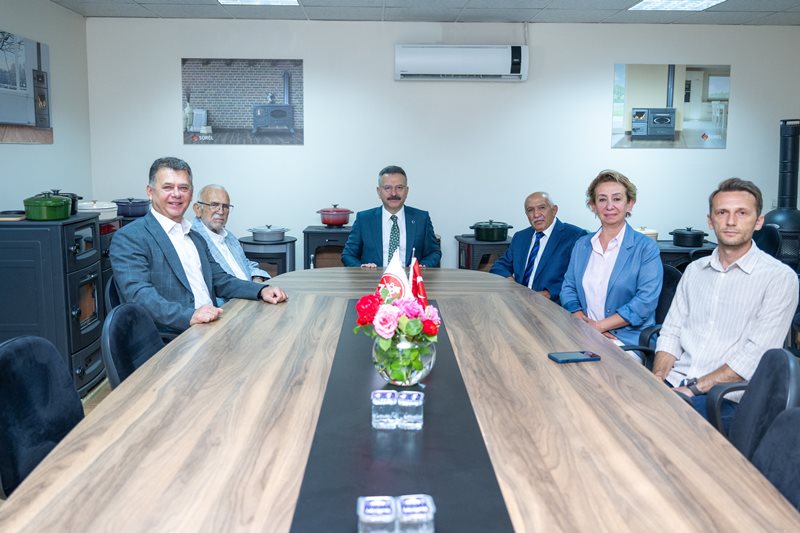 Valimiz Sayın Hüseyin Aksoy, Ata Döküm Sanayi ve Ticaret A.Ş fabrikasını ziyaret etti.