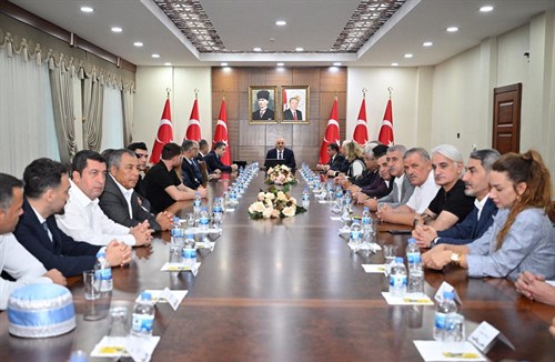 Diyarbakır’da Ahilik Haftası: Yılın Ahisi, Kalfası ve Çırağı Ödüllerini Aldı