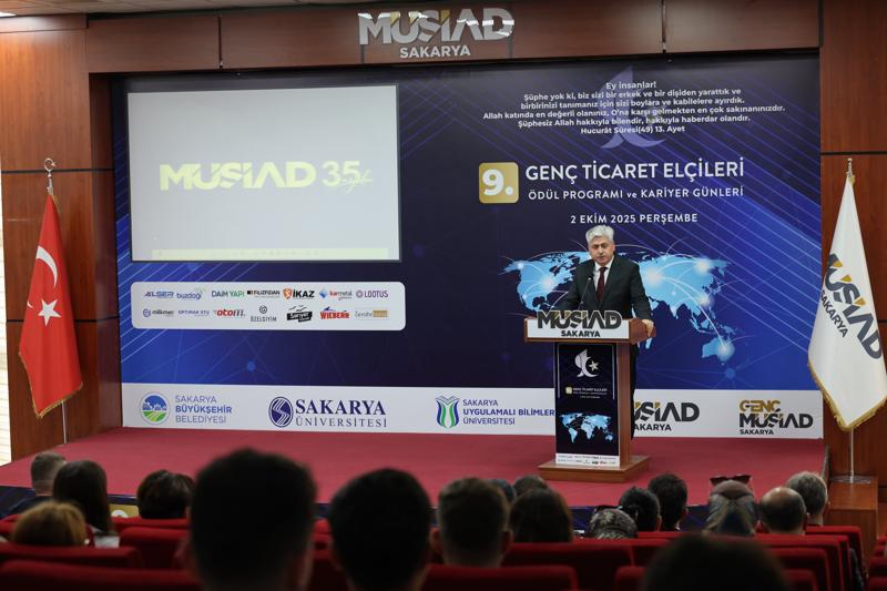 Vali Doğan 9. MÜSİAD Genç Ticaret Elçileri Ödül Programına katıldı