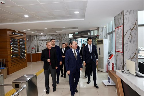 Vali Serdengeçti, Olimpik Yüzme Havuzunda İncelemelerde Bulundu