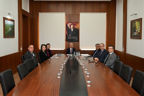 Valimiz Sayın Uğur Turan, Vali Yardımcıları ile Haftalık Değerlendirme Toplantısında bir araya geldi…