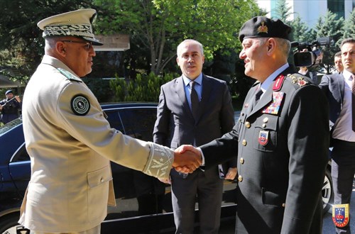 Moritanya İslam Cumhuriyeti Ulusal Jandarma Genel Komutanlığı Heyetinin Jandarma Genel Komutanı Orgeneral Ali ÇARDAKCI’yı Ziyareti