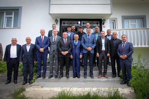 Vali Ali Çelik’ten Güçlü Mahallesi’ne Ziyaret
