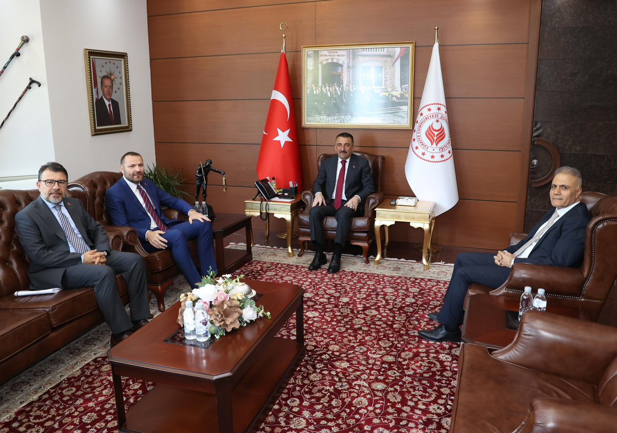 Vali Osman Hacıbektaşoğlu, Sanayi ve Teknoloji Bakanlığı Yetkililerini Kabul Etti