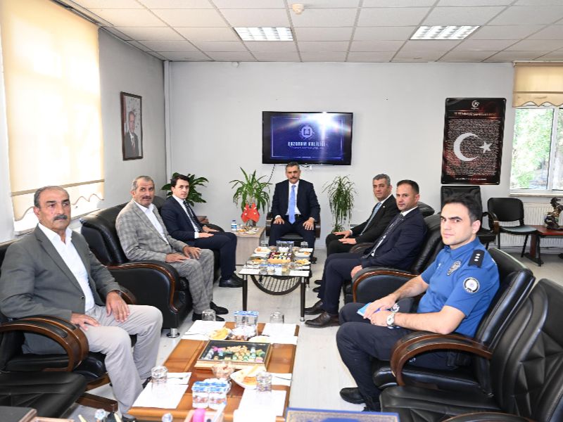 Vali Mustafa Çiftçi’den Tekman Kaymakamına Ziyaret ve Hükûmet Konağı İncelemesi