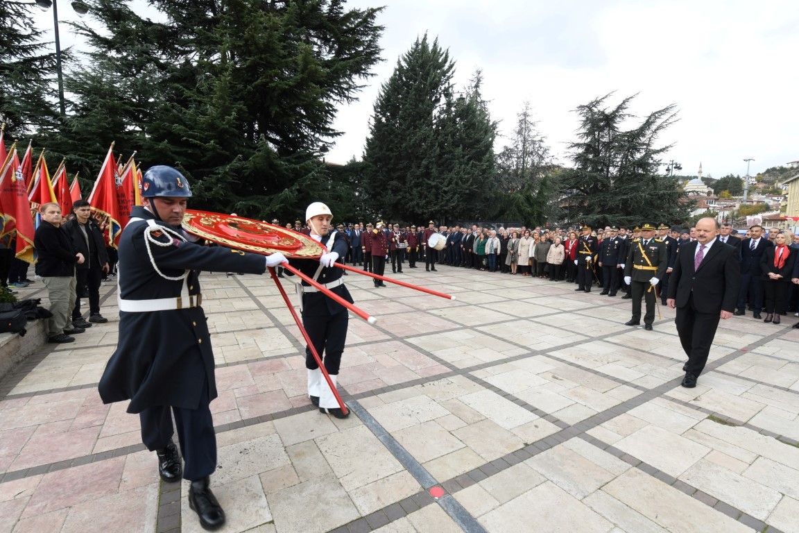 Cumhuriyet Bayramı Çelenk Sunma Töreni Yapıldı