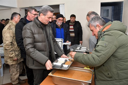 Geçit köyünde 17 yıllık hayırlı gelenek