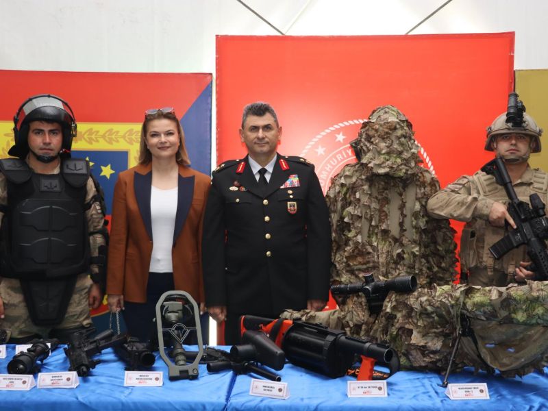 Jandarma, Kahramanmaraş’ta Vatandaşlarla Buluştu