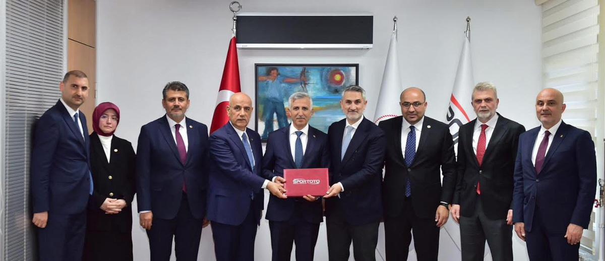 Kahramanmaraş’a Yeni Stadyum Müjdesi: Yapım Sözleşmesi İmzalandı