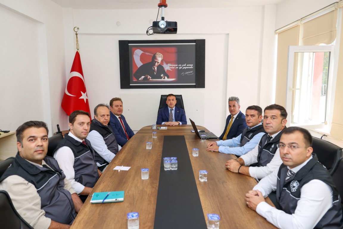 VALİ FAİK OKTAY SÖZER’DEN TARIM İL MÜDÜRLÜĞÜNE ZİYARET