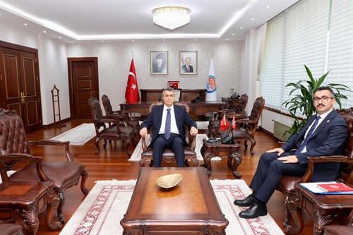 VALİMİZ SAYIN ATİLLA TOROS, AYDINCIK KAYMAKAMLIĞINA ATANAN KAYMAKAM MEHMET ÇELİK İLE GÖRÜŞTÜ