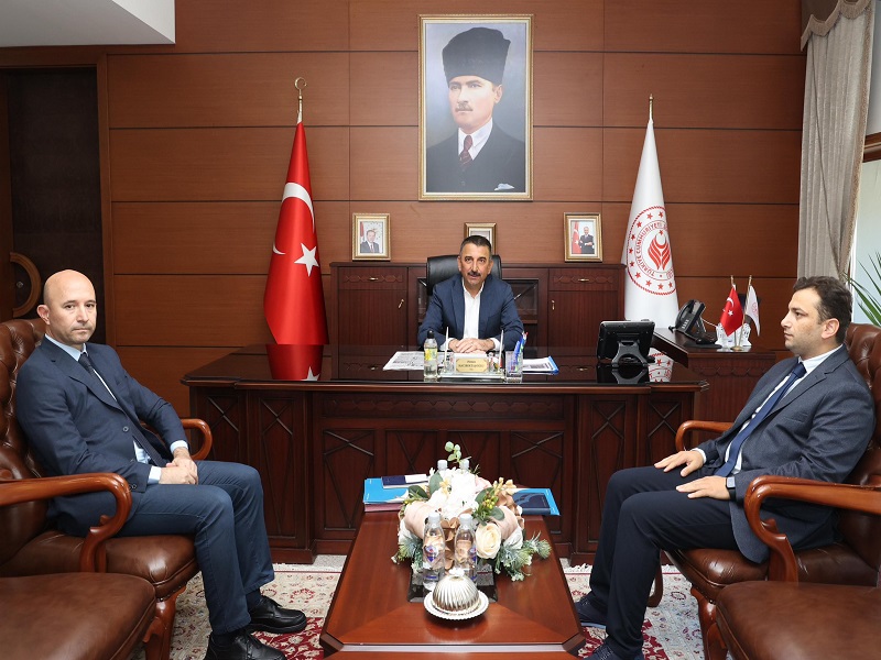 Vali Osman Hacıbektaşoğlu BAKKA Genel Sekreteri Mehmet Çetinkaya’yı Kabul Etti
