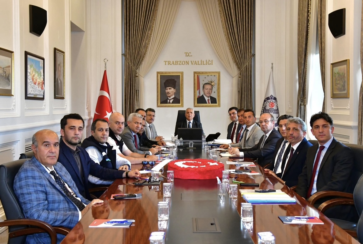 İl Afet ve Acil Durum Koordinasyon Kurulu Toplantısı Vali Yıldırım Başkanlığında Gerçekleştirildi.