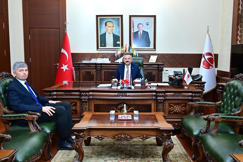 İstanbul Vali Yardımcısı Okan Leblebicier Valimiz Sayın Hüseyin Aksoy’u ziyaret etti.