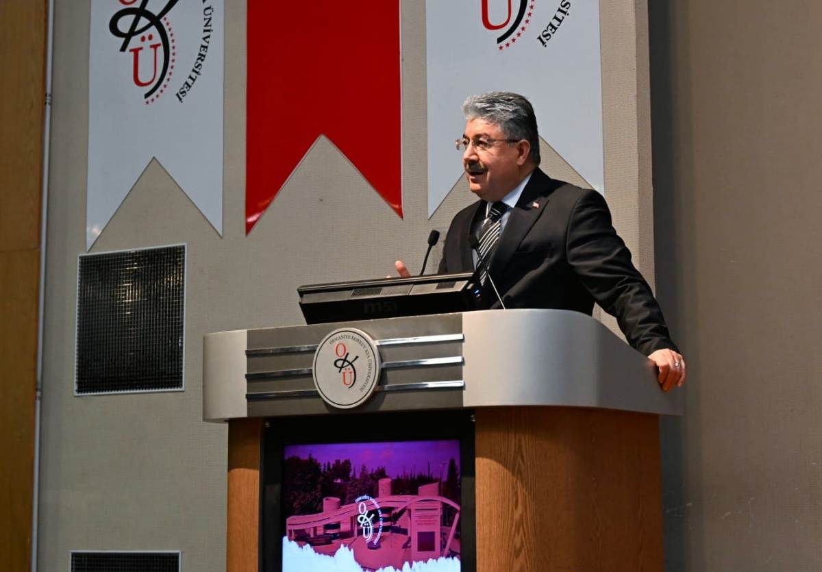 OKÜ 2025-2026 Akademik Yılı, “Dünyanın Kanayan Yarası: Filistin” Konulu Açılış Dersi ile Başladı