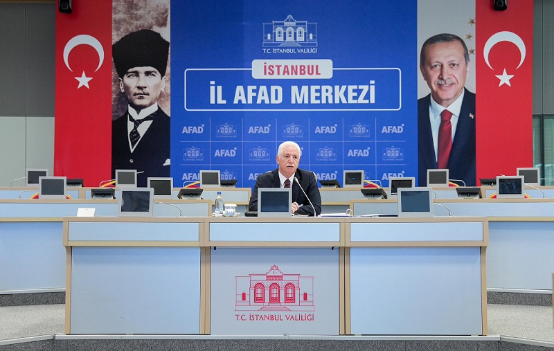 Vali Gül, Mülki İdare Amirleri ile Aylık Değerlendirme Toplantısı Düzenledi