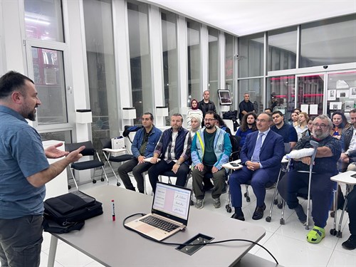 Vali Soytürk Osmanlıca Atölyesine Katıldı