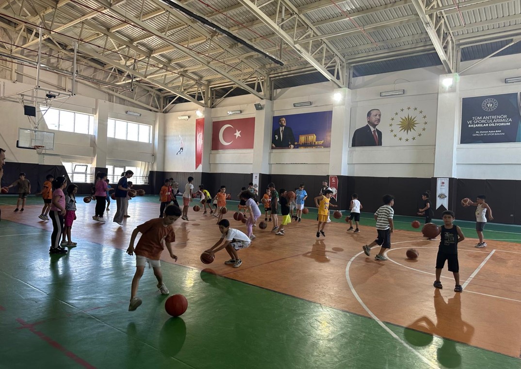 Batman’da Binlerce Çocuk ve Gencin Yaz Tatili Spora Dönüştü!