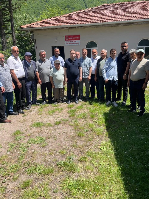 Kaymakamımız Dr. İsmail Altan DEMİRAYAK; İlçemiz Çatalan Köyü Gültepe Mahallesi halkı ile buluşarak köyün sorunlarını yerinde dinledi