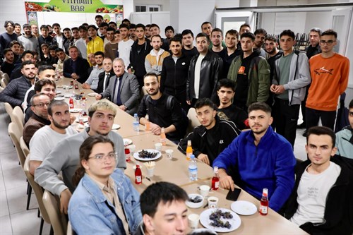 Sayın Valimiz, Öğrencilerle Bir Araya Geldi