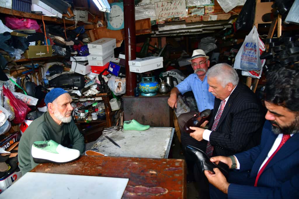 Vali Aziz Yıldırım’dan Kunduracı Esnafa Ziyaret