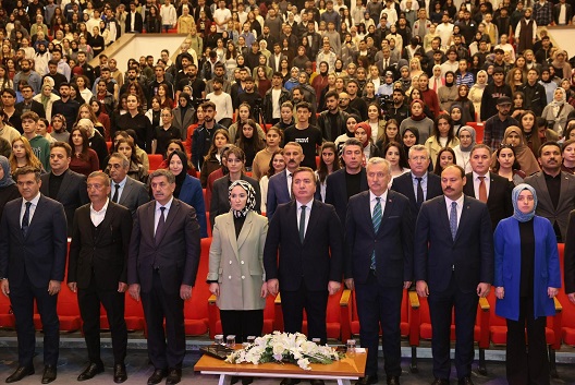 Öğrencilerimiz İçin Akademik Burs Takdim Töreni Düzenlendi