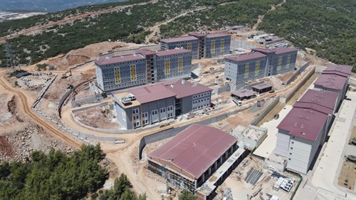 Valimiz Sayın Dr. İdris Akbıyık, Muğla’ya Son 3 Yılda Yaklaşık 4 milyar TL Spor Yatırımı Yapıldığını Açıkladı
