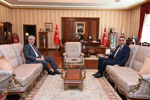 Adalet Bakanlığı İcra İşleri Dairesi Başkanı Hasan Özçelik, Valimiz Sayın Mehmet Makas’ı Makamında Ziyaret Etti.