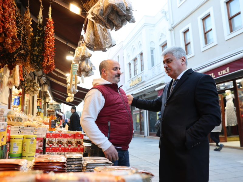 Valimiz Sayın Rahmi DOĞAN, Adapazarı İlçesinde Esnafları Ziyaret Etti