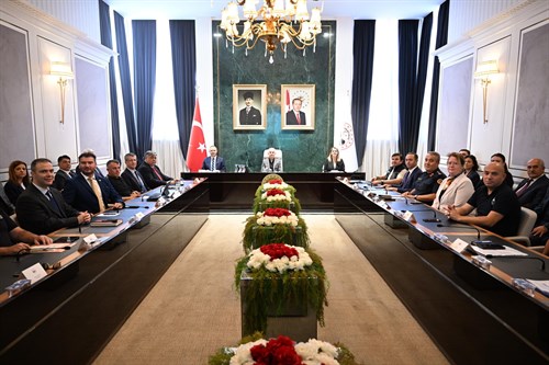 2025-2026 Eğitim Öğretim dönemi öncesi Değerlendirme ve Koordinasyon Toplantısı, Valimiz Sayın Uğur Turan başkanlığında gerçekleştirildi.