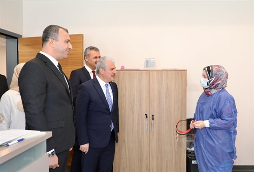 Valimiz İbrahim Akın, Beyhekim Ağız ve Diş Sağlığı Hastanesini Ziyaret Etti