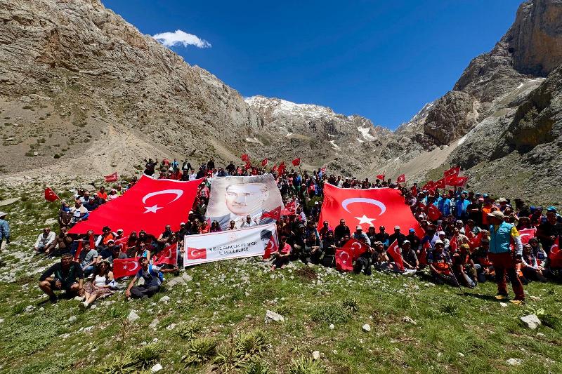 19 Mayıs Coşkusunu Aladağlar'da Yaşandı