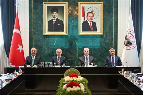 Düzensiz Göçle Mücadele Toplantısı, İstanbul Valisi Sayın Davut Gül'ün başkanlığında gerçekleştirildi…