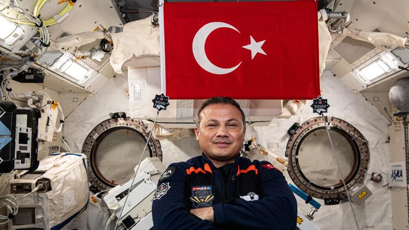 Türkiye'nin İlk Astronotu Alper Gezeravcı Karaman’da