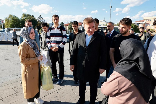 Valimiz Sayın Hamza Aydoğdu, Sokakta Vatandaşlarımızla Hasbihal Etti
