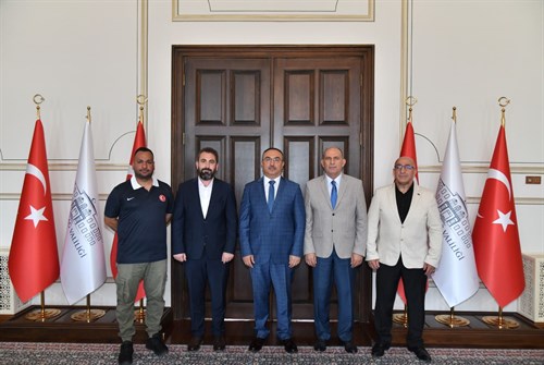Türkiye Karate Federasyonu Milli Takımlar Menajeri Yazıcı Vali Soytürk’ü Ziyaret Etti