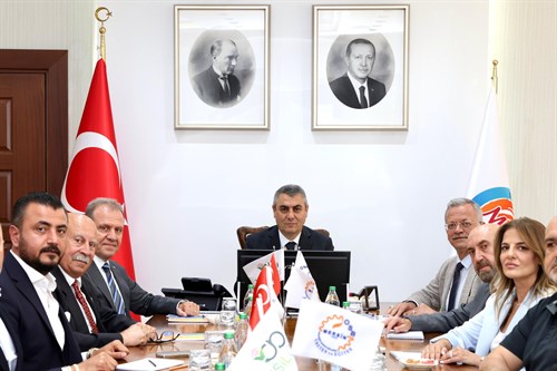 VALİMİZ SAYIN ATİLLA TOROS BAŞKANLIĞINDA, MERSİN ORGANİZE SANAYİ BÖLGESİ (OSB) YÖNETİM KURULU VE MÜTEŞEBBİS HEYET TOPLANTISI GERÇEKLEŞTİRİLDİ