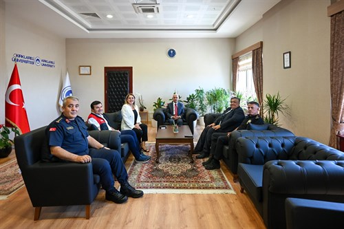 Vali Turan, Kırklareli Üniversitesi Rektörlüğü’ne ziyarette bulundu…