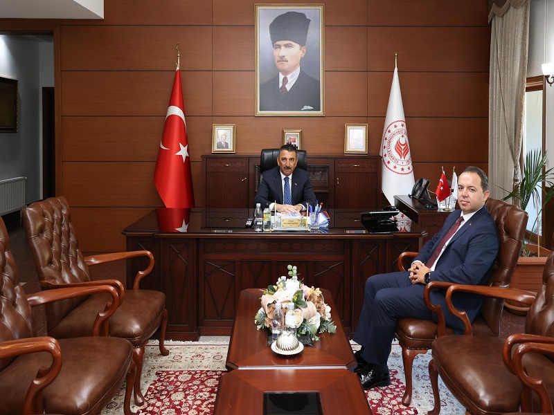 Vali Osman Hacıbektaşoğlu, Zonguldak İl Milli Eğitim Müdürlüğü Görevine Atanan Uygar Keskin’i Kabul Etti