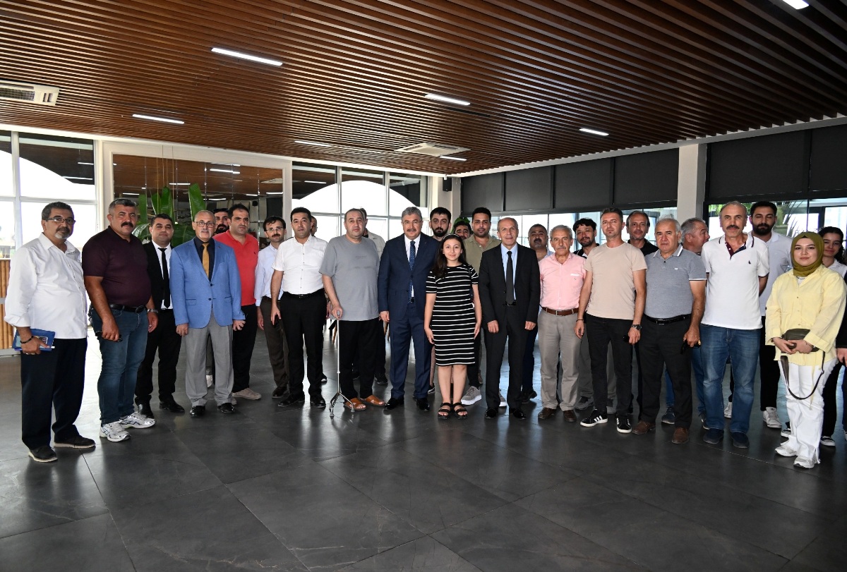 Vali Yılmaz, Gazeteciler ve Basın Bayramı Nedeniyle Düzenlenen Programda Basın Mensupları ile Buluştu