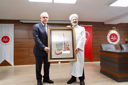 Vali Erol, Diyanet Akademisinde Düzenlenen Programa Katıldı