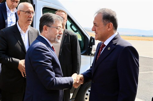 TARIM VE ORMAN BAKANI YUMAKLI BİNGÖL’DE
