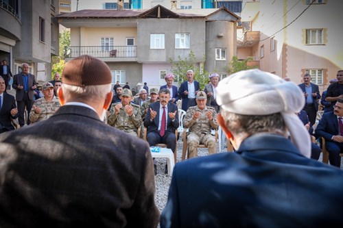 Vali Çelik, Babat Ailesine Taziye Ziyaretinde Bulundu