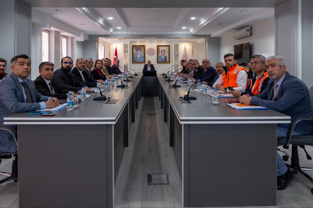 İl Afet ve Acil Durum Koordinasyon Kurulu Toplantısı Vali ÇİÇEKLİ Başkanlığında Gerçekleştirildi