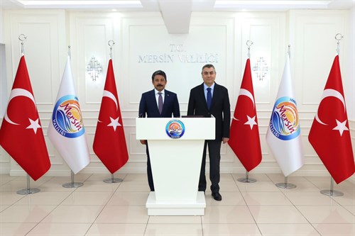 VALİMİZ SAYIN ATİLLA TOROS'A, KIRŞEHİR VALİSİ SAYIN MURAT SEFA DEMİRYÜREK ZİYARETTE BULUNDU